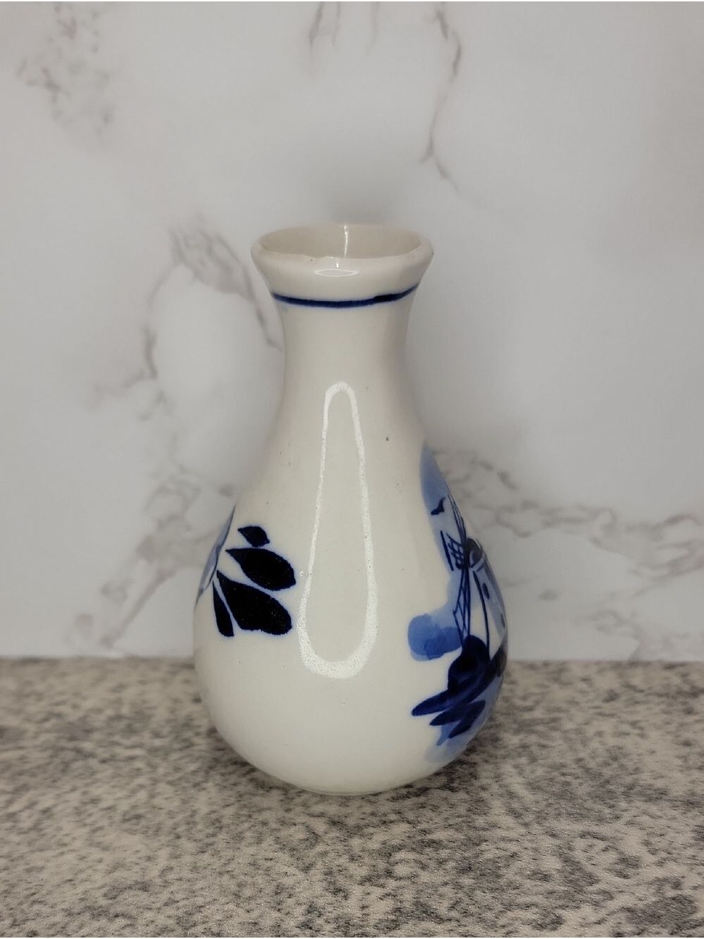 Vintage Mini Delft blue inspired Vase - Picture 3 of 8